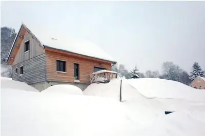 L'établissement Chalet Las Abelhas en hiver