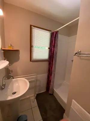 Salle de bains dans l'établissement gite du mondou
