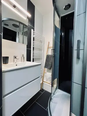Salle de bains dans l'établissement Studio centre station, 4 pers, Res Griou, Wifi
