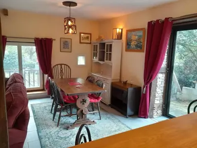 Coin salon dans l'établissement Badger Cottage