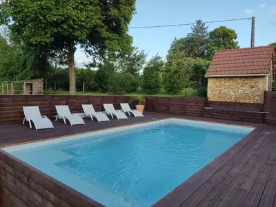 Piscine de l'établissement Les gîtes de Louise ou située à proximité