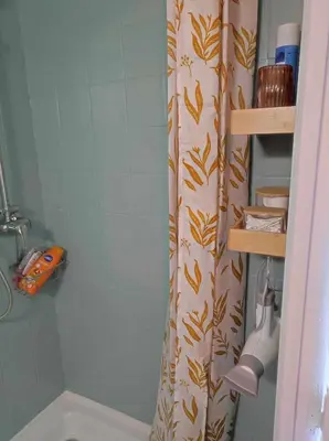 Salle de bains dans l'établissement Le nid douillet Champêtre Linge fourni