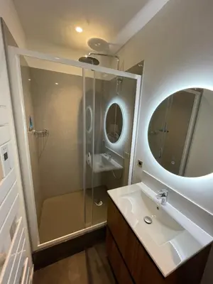 Salle de bains dans l'établissement Le Sarciron 207 Le Mont Dore