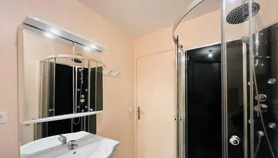 Salle de bains dans l'établissement Le doux refuge