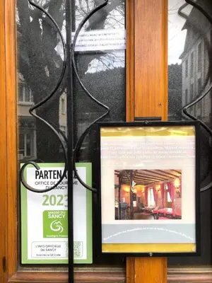 Certificat, récompense, panneau ou autre document affiché dans l'établissement Villa Jumelia
