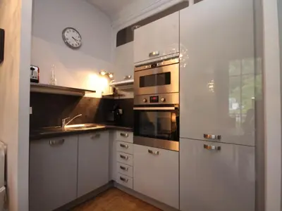 Cuisine ou kitchenette dans l'établissement T1 splendide avec balcon et WIFI - 4 personnes - FR-1-608-46