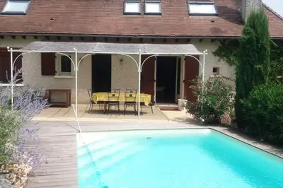 Piscine de l'établissement Villa de charme la Vinadière avec piscine privée et chauffée ou située à proximité