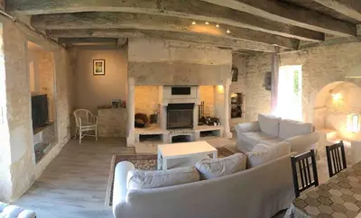 Coin salon dans l'établissement Les Gîtes du Villajou