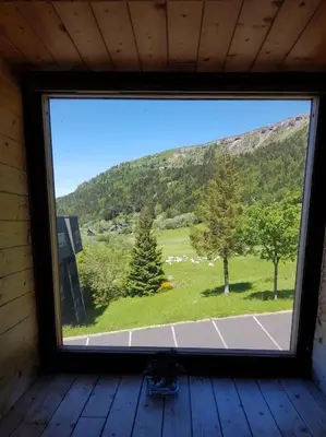 Vue générale sur la montagne ou vue sur la montagne depuis l'appartement