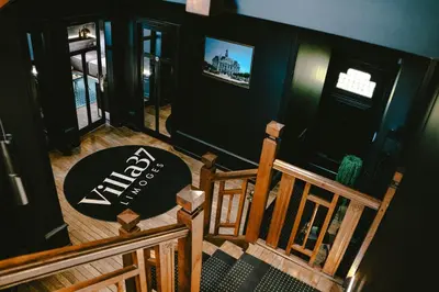 Télévision ou salle de divertissement dans l'établissement Villa37