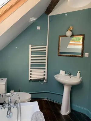 Salle de bains dans l'établissement L'Authentique maison de charme