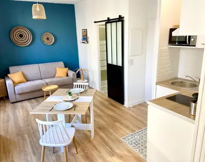 Cuisine ou kitchenette dans l'établissement Les Halles studio unique et cosy