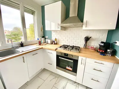 Cuisine ou kitchenette dans l'établissement Le 8 Limougeaud, lumineux et spacieux