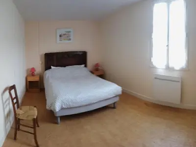 Un ou plusieurs lits dans un hébergement de l'établissement Maison périgourdine familiale proche sites préhistoriques - FR-1-616-291