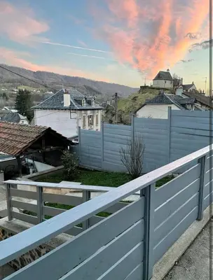 Vue générale sur la montagne ou vue sur la montagne depuis la maison de vacances