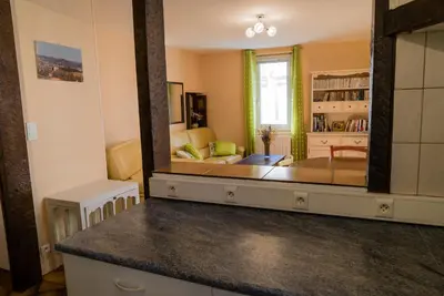 Cuisine ou kitchenette dans l'établissement Maison agréable en centre historique