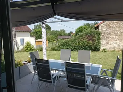 Jardin de l'établissement LE JOLICY