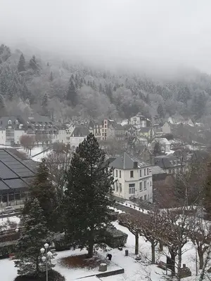 L'établissement Le Sarciron en hiver