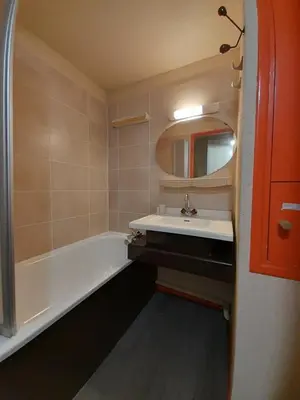 Salle de bains dans l'établissement Le Buron Studio n1413 centre de Station Super Besse