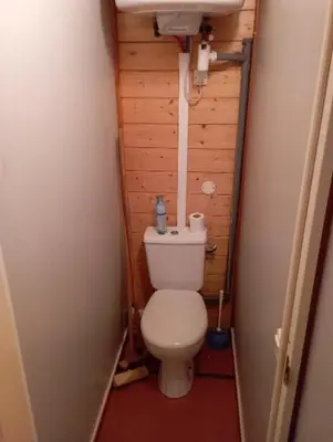 Salle de bains dans l'établissement Chalet les Hameaux du Perrier