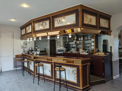 Salon ou bar de l'établissement Hôtel Le Millésime