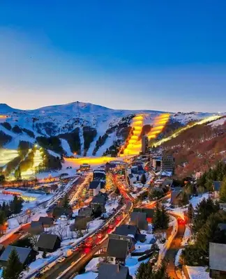 Vue générale sur la montagne ou vue sur la montagne depuis l'appartement