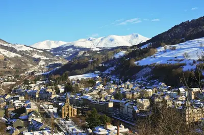 Vue générale sur la montagne ou vue sur la montagne depuis l'appartement