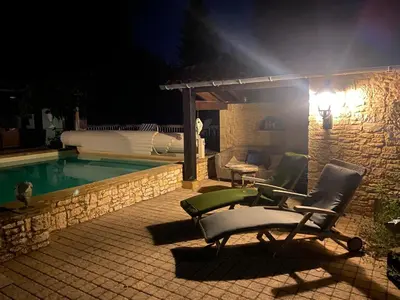 Piscine de l'établissement Le bon chemin Ateliers ou située à proximité
