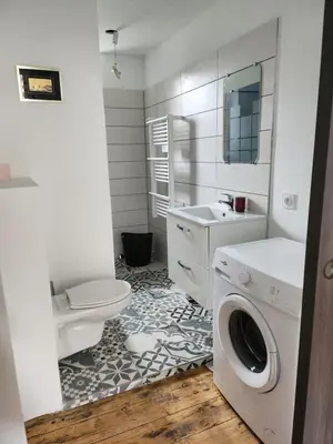 Salle de bains dans l'établissement la maison de Léna
