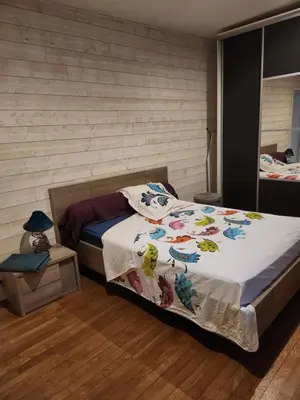 Un ou plusieurs lits dans un hébergement de l'établissement la chambre de Jeremy
