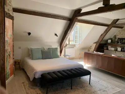 Un ou plusieurs lits dans un hébergement de l'établissement Château de la Borde à Ussel, centre-ville, proche autoroute A89