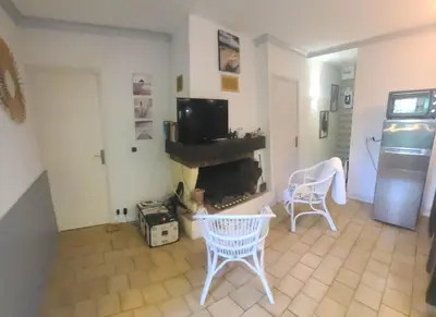 Cuisine ou kitchenette dans l'établissement Maisonnette Lac de Vassivière