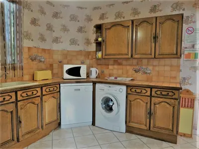Cuisine ou kitchenette dans l'établissement Gite les Pins - lesgitesdeshautsdevialot en perigord