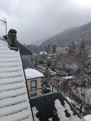 L'établissement le Mont dore Centre ville appartement en hiver