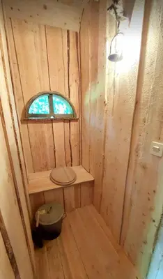 Salle de bains dans l'établissement Cabane Salamandre