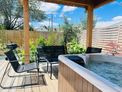 Jardin de l'établissement Le SPA de l’Impasse