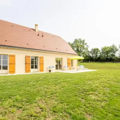Maison récente avec terrasse et équipements pour enfants en Dordogne - FR-1-616-334