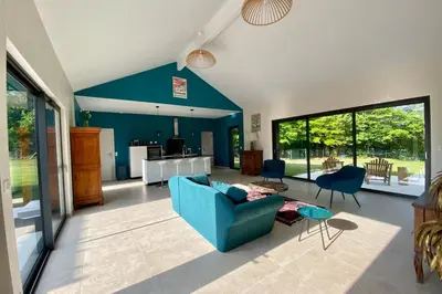 Cuisine ou kitchenette dans l'établissement Le Cottage proche du Golf