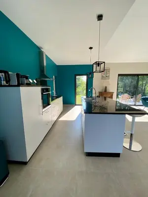 Cuisine ou kitchenette dans l'établissement Le Cottage proche du Golf
