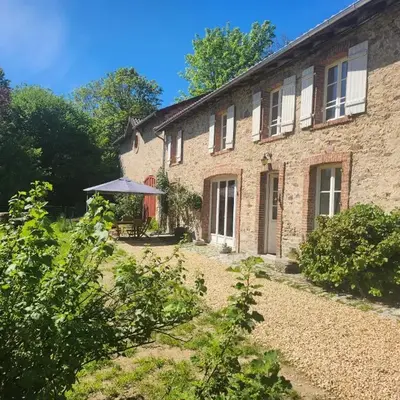 La Longère du cheval noir chambre d'hôtes référence et table d'hôtes