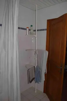 Plan de l'établissement Romantique, avec son petit étang privé en Dordogne
