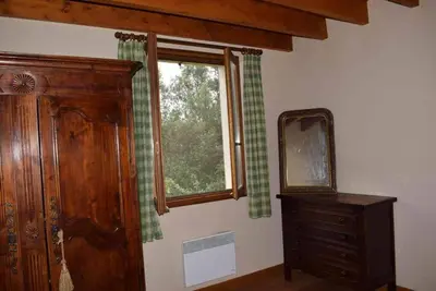 Plan de l'établissement Romantique, avec son petit étang privé en Dordogne