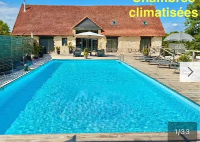 Piscine de l'établissement Le domaine du Quercy ou située à proximité