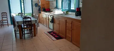 Cuisine ou kitchenette dans l'établissement Moulin du pont rouge