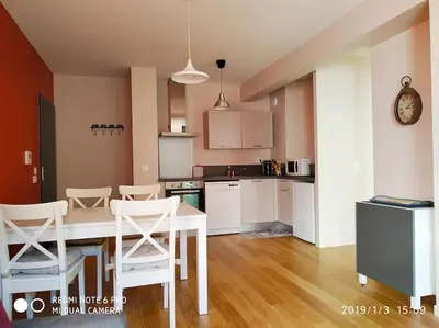 Cuisine ou kitchenette dans l'établissement Grand T2 récent, confort 4*, vue superbe.