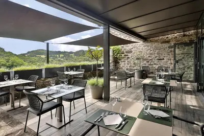Vue générale sur la montagne ou vue sur la montagne depuis l'hôtel