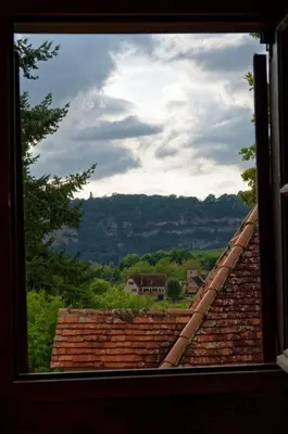 Vue générale sur la montagne ou vue sur la montagne depuis la maison de vacances
