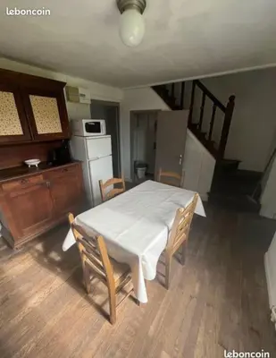 Cuisine ou kitchenette dans l'établissement maison de campagne