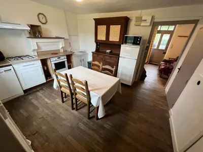 Cuisine ou kitchenette dans l'établissement maison de campagne