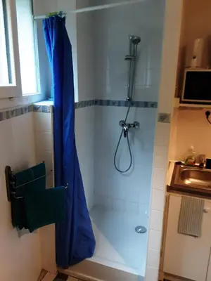 Salle de bains dans l'établissement La Maison du Monde